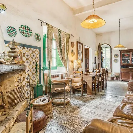 Three-bedroom Holiday In Loc. San Gregorio
